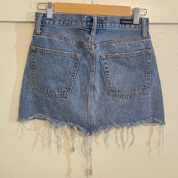 Umgee 26 Medium Wash Distressed Raw Hem Mini Denim Skirt - Picture 5 of 10